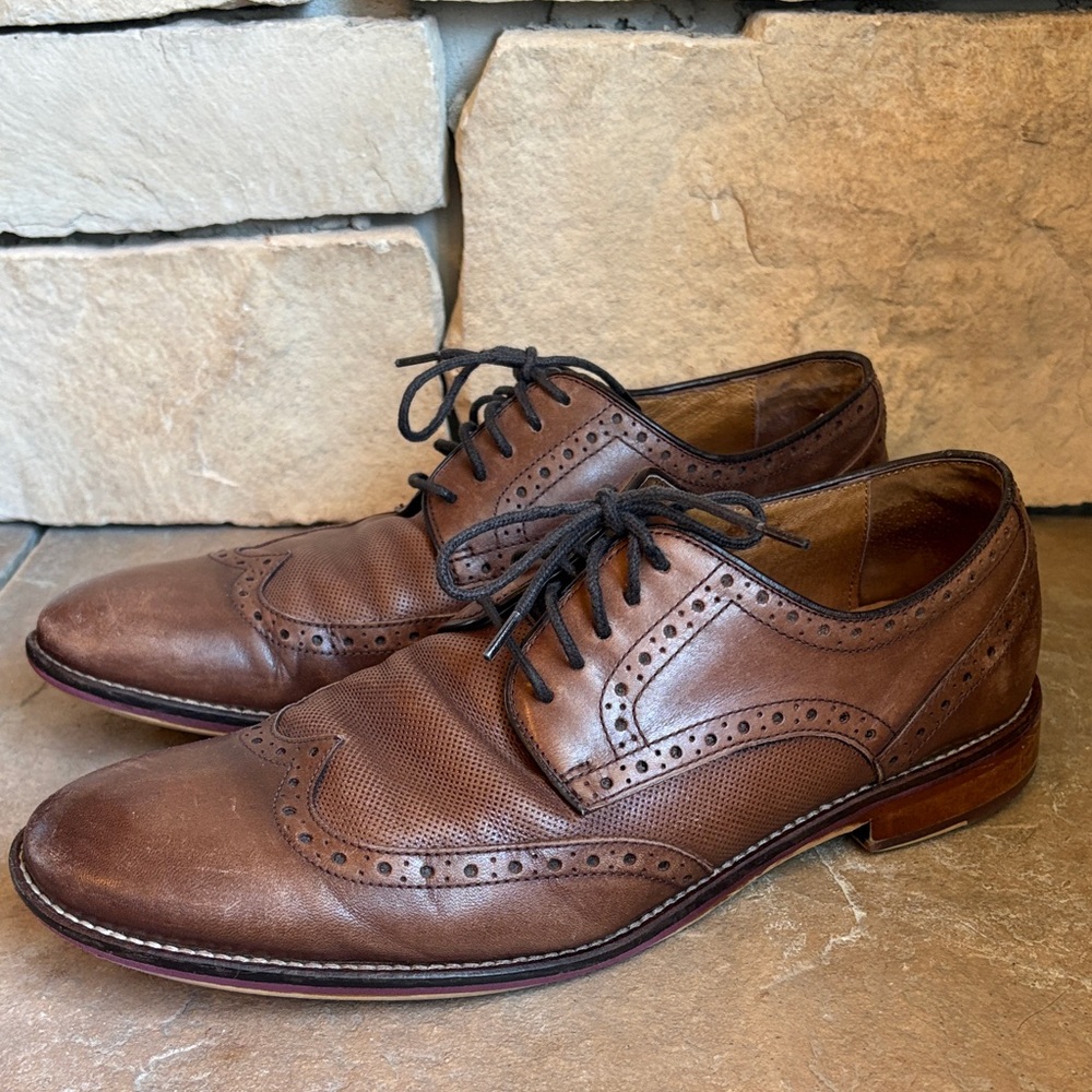 Johnston & Murphy Men's Leather Dress Shoes (size 9)